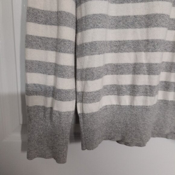 Banana Republic Stripe Sweater Womens Size Medium Gray Cotton Cashmere Pullover - Picture 3 of 9